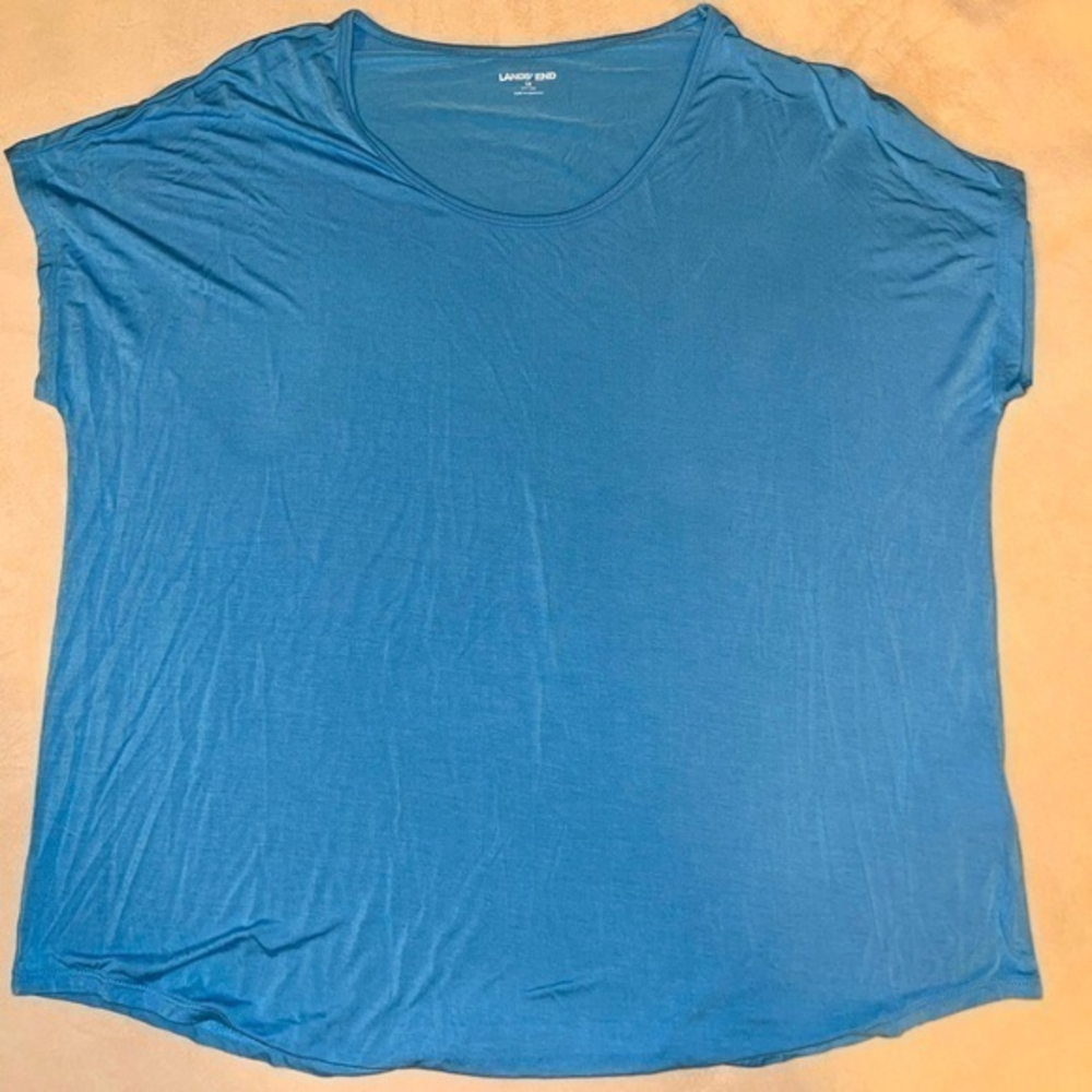 Gently Used Lands’ End Shirt